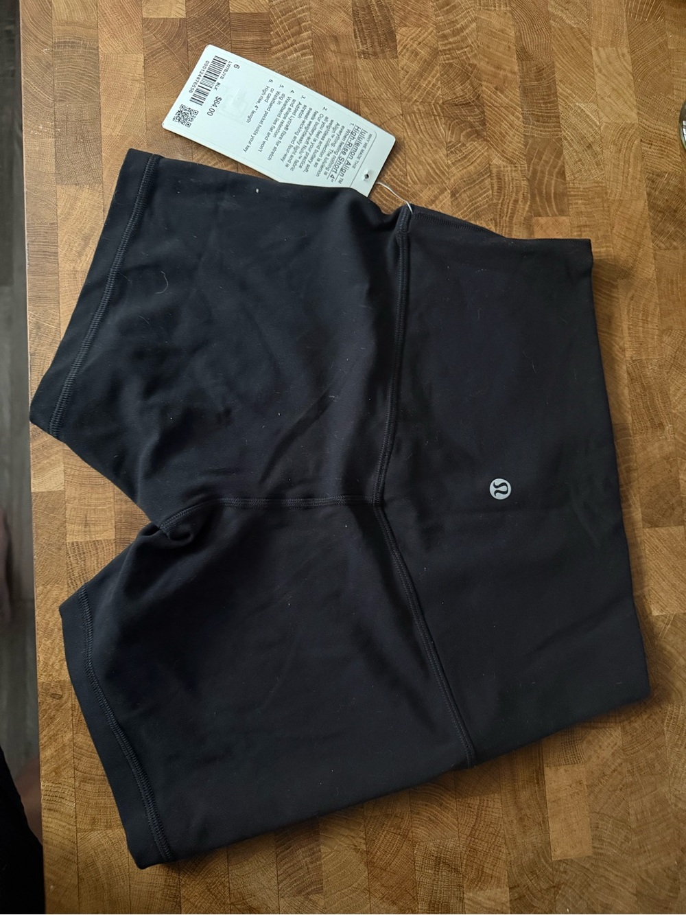 Lululemon shorts size 6